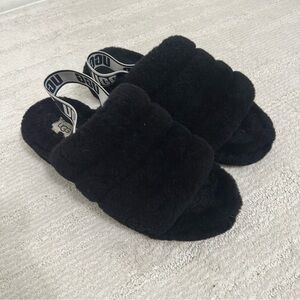 UGG Fluff Yeah Women’s Black Slippers